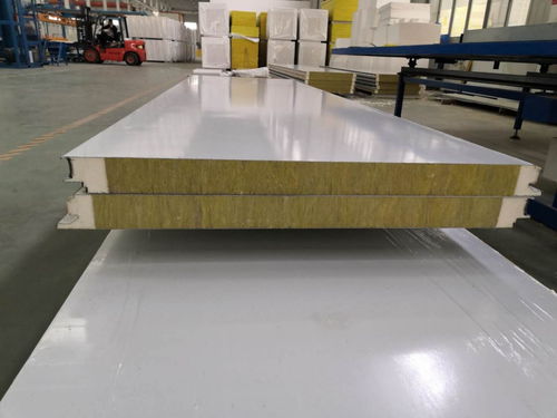 聚氨酯側封巖棉夾芯板