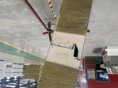 北京聚氨酯封邊玻璃絲棉夾芯板十五公分