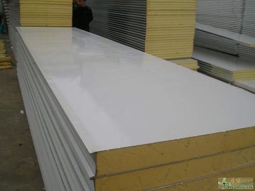 供應(yīng)優(yōu)質(zhì)彩鋼聚氨酯夾芯板 高效保溫的理想選擇