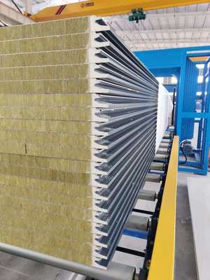 江蘇純平巖棉與聚氨酯夾芯板價格解析